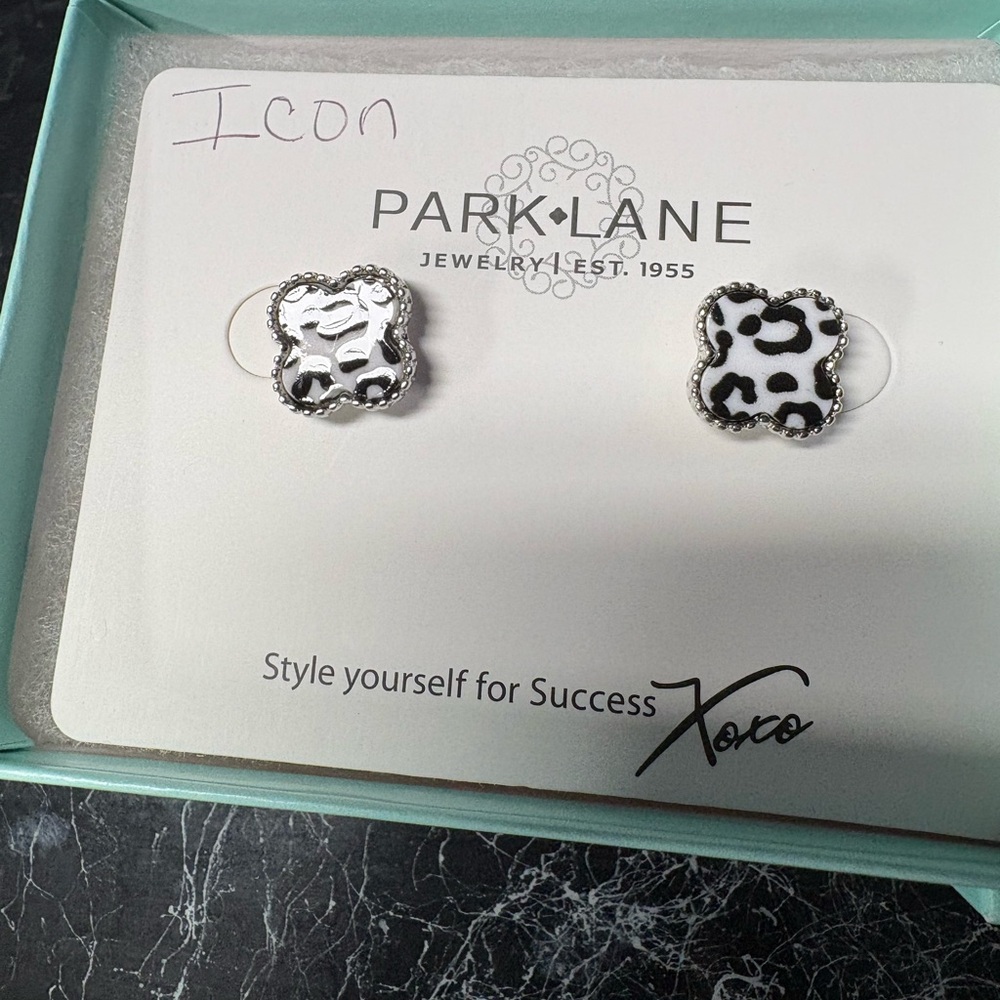 Park Lane leopard earrings new